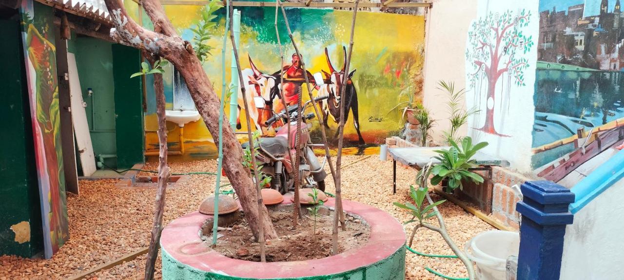 פונדיצ'רי Hostel 111 By Gurukulam. מראה חיצוני תמונה